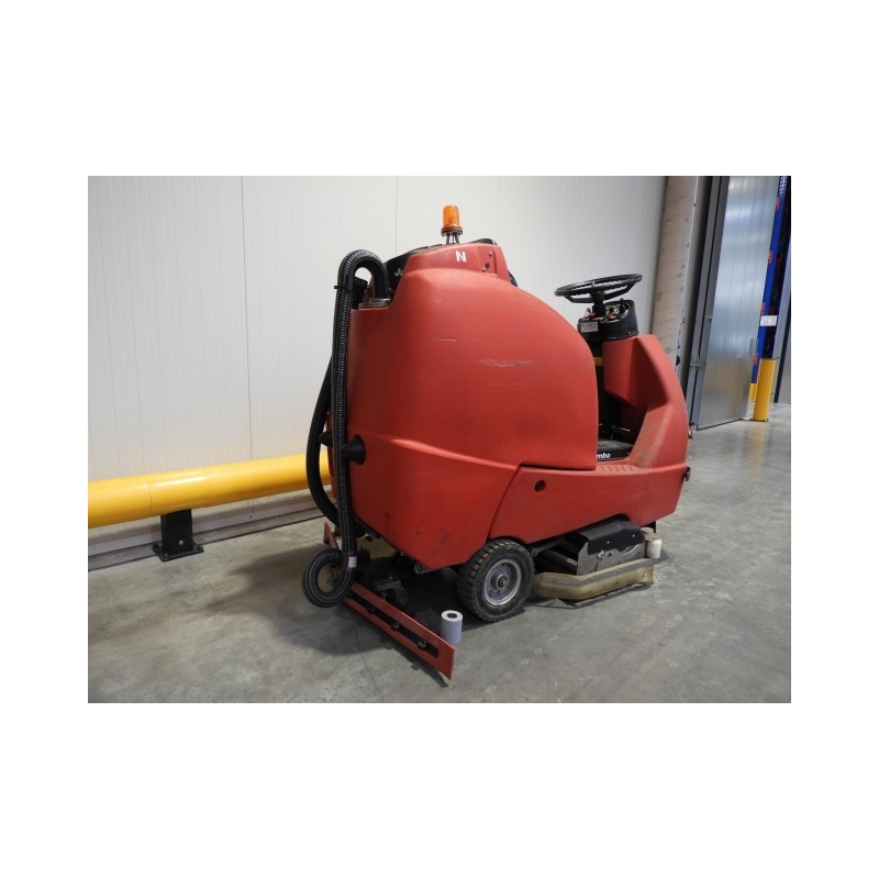 NEUWERTH Logistics SA - Rcm - JUMBO 962 - Autolaveuse