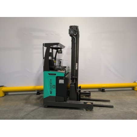 NEUWERTH Logistics SA - Mitsubishi - RB16N3 - Chariot à mât retractable NEUWERTH Logistics SA - Mitsubishi - RB16N3 - Chariot à mât retractable
