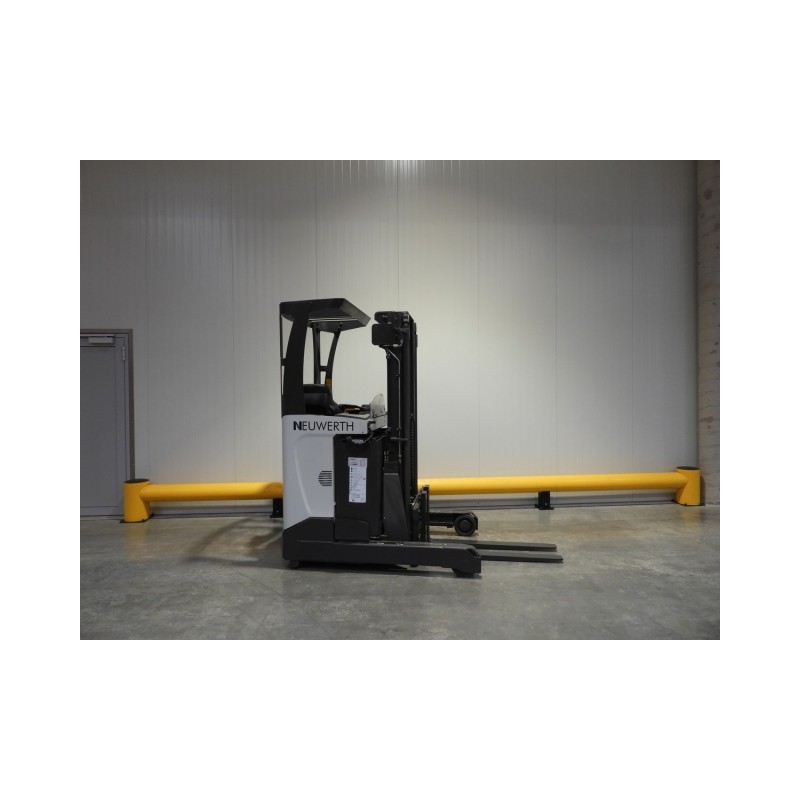 NEUWERTH Logistics SA - Atlet - uls 120 - Chariot à mât retractable NEUWERTH Logistics SA - Atlet - uls 120 - Chariot à mât retractable