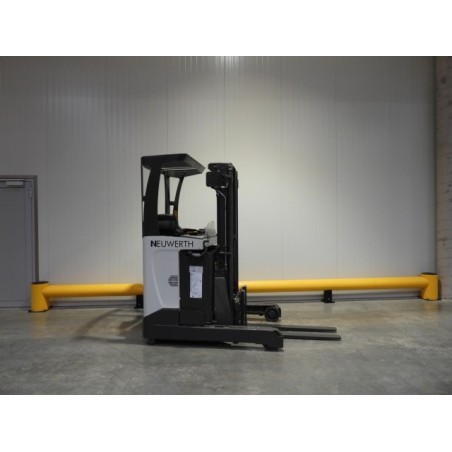 NEUWERTH Logistics SA - Atlet - uls 120 - Chariot à mât retractable NEUWERTH Logistics SA - Atlet - uls 120 - Chariot à mât retractable