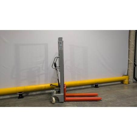 NEUWERTH Logistics SA - Neslift - SM 1000 E - Gerbeur manuel