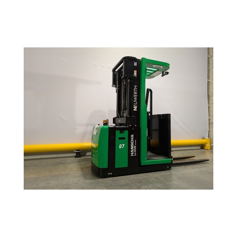 NEUWERTH Logistics SA - Hangcha - CJD07-AC1-MI - Préparateur de commandes