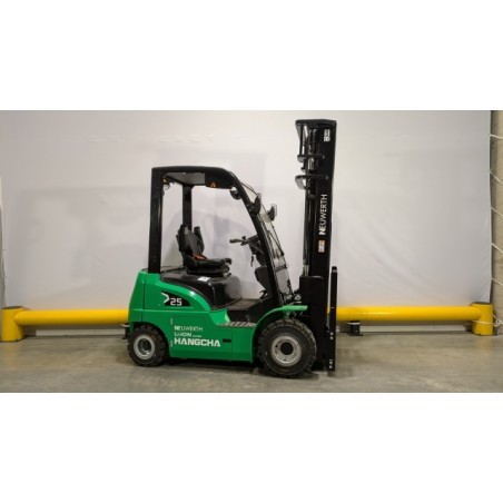 NEUWERTH Logistics SA - Hangcha - CPD25-XD6-SI21 - Chariot-élévateur électrique