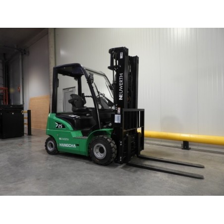 NEUWERTH Logistics SA - Hangcha - CPD25-XD4-SI21 - Chariot-élévateur électrique