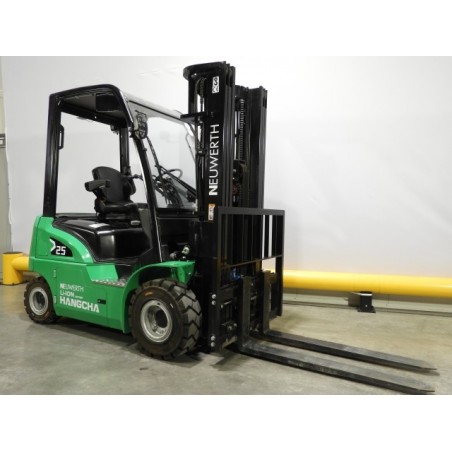 NEUWERTH Logistics SA - Hangcha - CPD25-XD4-SI21 - Chariot-élévateur électrique