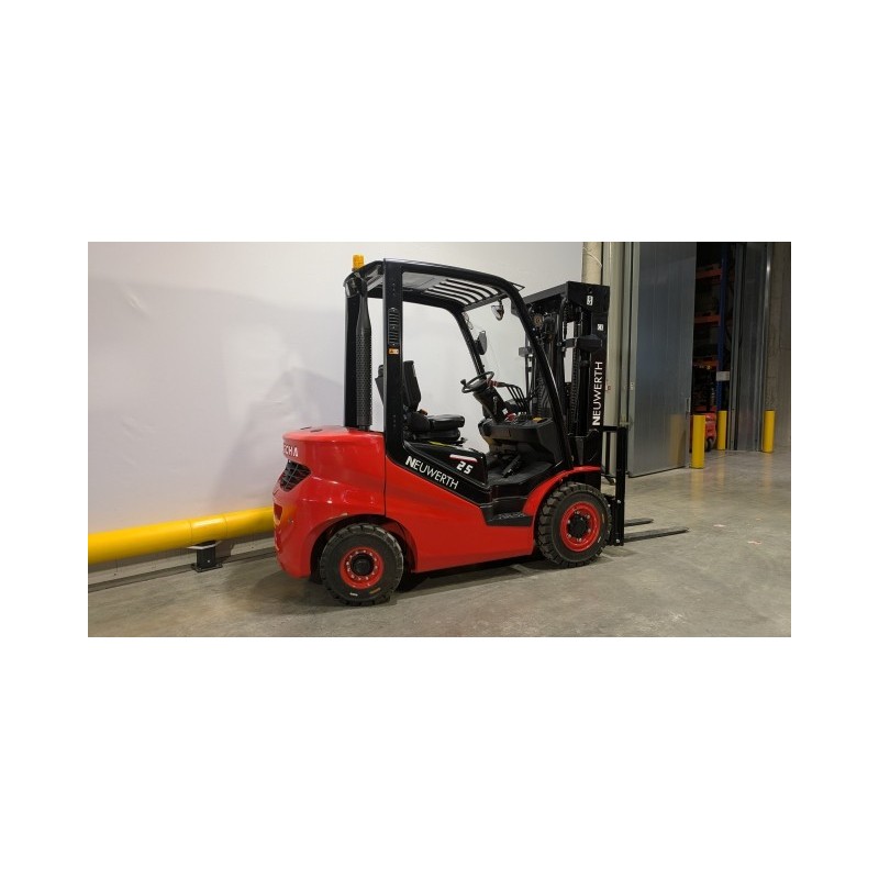 NEUWERTH Logistics SA - Hangcha - CPCD25-X2H7F1 - Chariot-élévateur Diesel