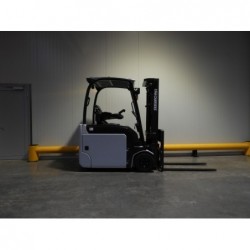 NEUWERTH Logistics SA - Atlet - TX3-16 - Chariot-élévateur électrique