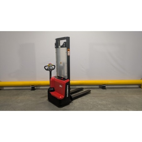 NEUWERTH Logistics SA - Hangcha - CDD12-WS - Gerbeur électrique