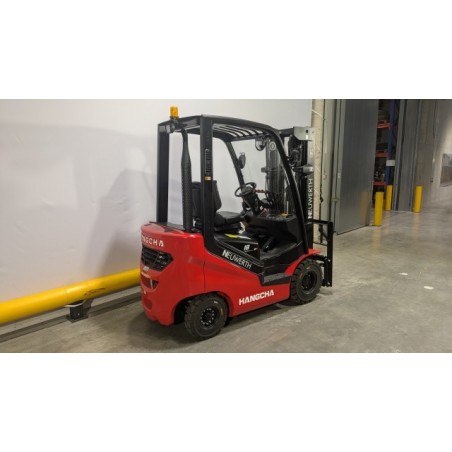 NEUWERTH Logistics SA - Hangcha - CPCD18-X2H7F1 - Chariot-élévateur Diesel NEUWERTH Logistics SA - Hangcha - CPCD18-X2H7F1 - Chariot-élévateur Diesel