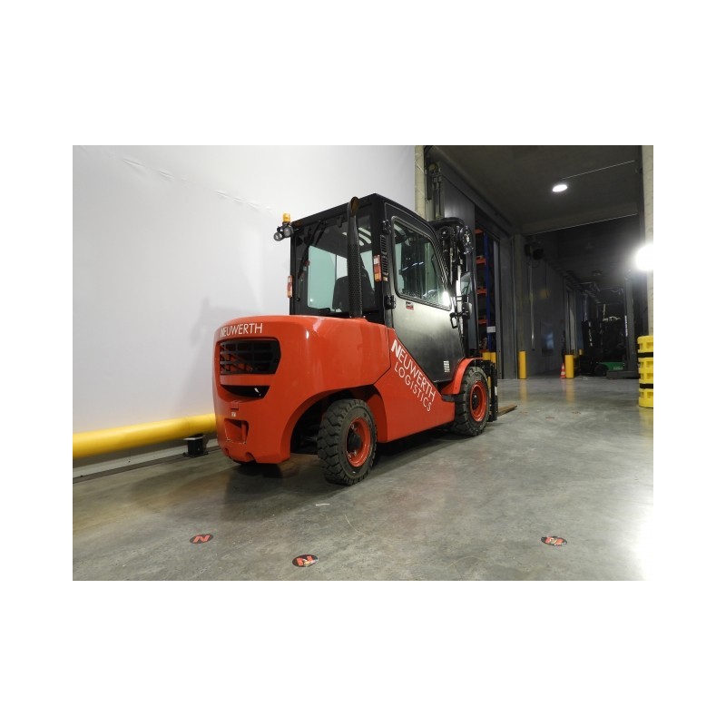 NEUWERTH Logistics SA - Hangcha - CPCD55-XXH8BN - Chariot-élévateur Diesel NEUWERTH Logistics SA - Hangcha - CPCD55-XXH8BN - Chariot-élévateur Diesel