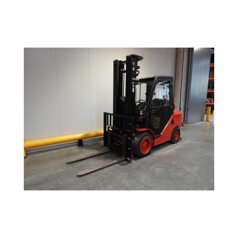 NEUWERTH Logistics SA - Hangcha - CPCD35-XW33F - Chariot-élévateur Diesel NEUWERTH Logistics SA - Hangcha - CPCD35-XW33F - Chariot-élévateur Diesel