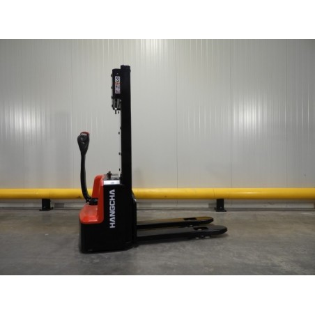 NEUWERTH Logistics SA - Hangcha - CDD10-AMC1-SZ - Gerbeur électrique NEUWERTH Logistics SA - Hangcha - CDD10-AMC1-SZ - Gerbeur électrique