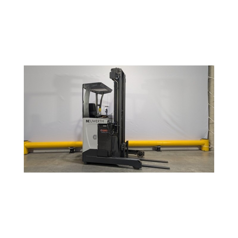 NEUWERTH Logistics SA - Nissan - ULS 140 - Chariot à mât retractable NEUWERTH Logistics SA - Nissan - ULS 140 - Chariot à mât retractable