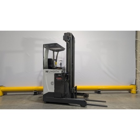 NEUWERTH Logistics SA - Nissan - ULS 140 - Chariot à mât retractable NEUWERTH Logistics SA - Nissan - ULS 140 - Chariot à mât retractable