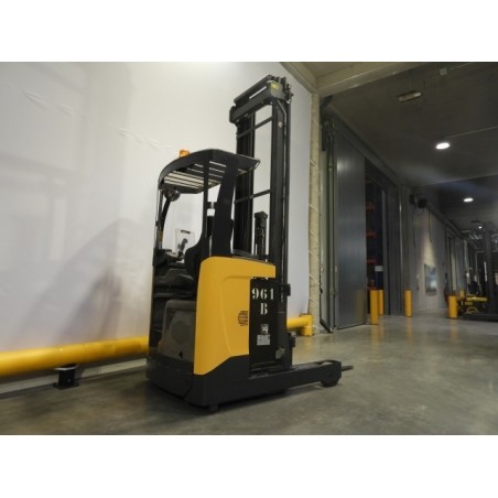 NEUWERTH Logistics SA - Atlet - UMS 160 - Chariot à mât retractable