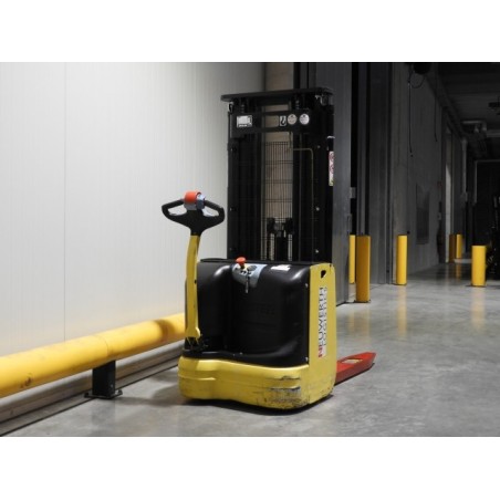 NEUWERTH Logistics SA - Hyster - S1.2-43 - Gerbeur électrique NEUWERTH Logistics SA - Hyster - S1.2-43 - Gerbeur électrique