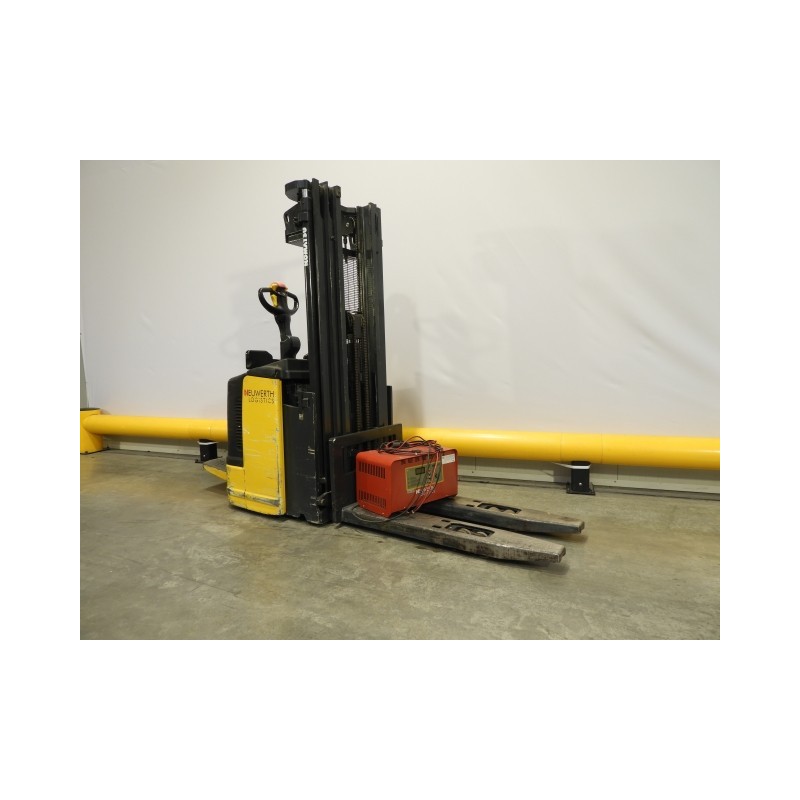 NEUWERTH Logistics SA - Komatsu - MWS14FA-1R - Gerbeur électrique