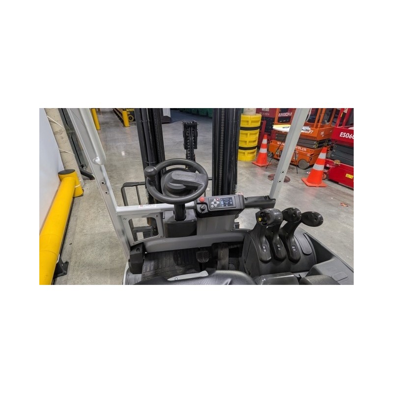 NEUWERTH Logistics SA - Atlet - TX3-20 - Chariot-élévateur électrique NEUWERTH Logistics SA - Atlet - TX3-20 - Chariot-élévateur électrique