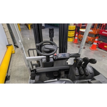 NEUWERTH Logistics SA - Atlet - TX3-20 - Chariot-élévateur électrique NEUWERTH Logistics SA - Atlet - TX3-20 - Chariot-élévateur électrique