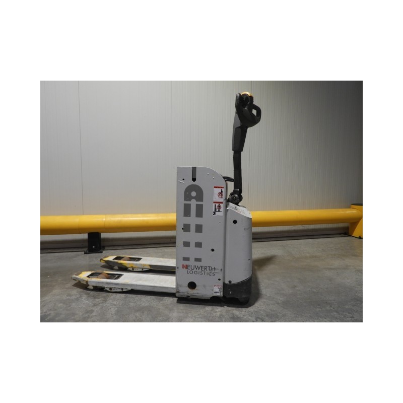 NEUWERTH Logistics SA - Atlet - PLL 180 - Transpalette électrique NEUWERTH Logistics SA - Atlet - PLL 180 - Transpalette électrique