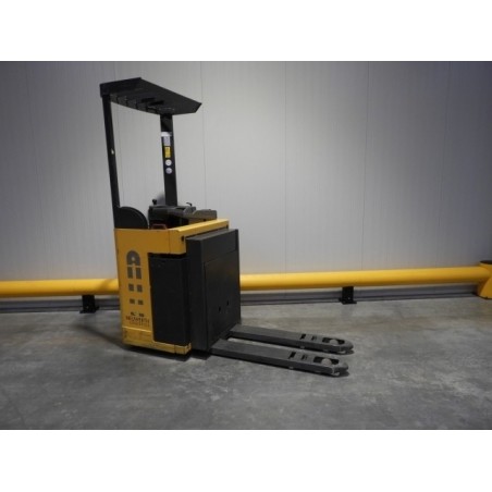 NEUWERTH Logistics SA - Atlet - ALL 200 - Transpalette électrique NEUWERTH Logistics SA - Atlet - ALL 200 - Transpalette électrique