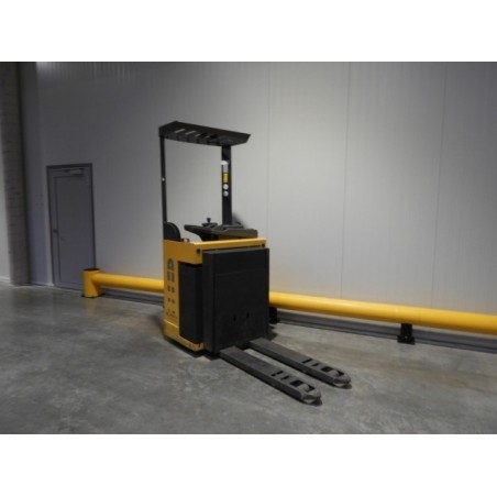 NEUWERTH Logistics SA - Atlet - ALL 200 - Transpalette électrique NEUWERTH Logistics SA - Atlet - ALL 200 - Transpalette électrique