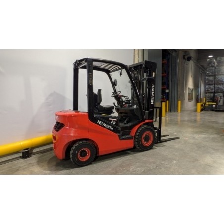 NEUWERTH Logistics SA - Hangcha - CPCD25-X2H7F1 - Chariot-élévateur Diesel