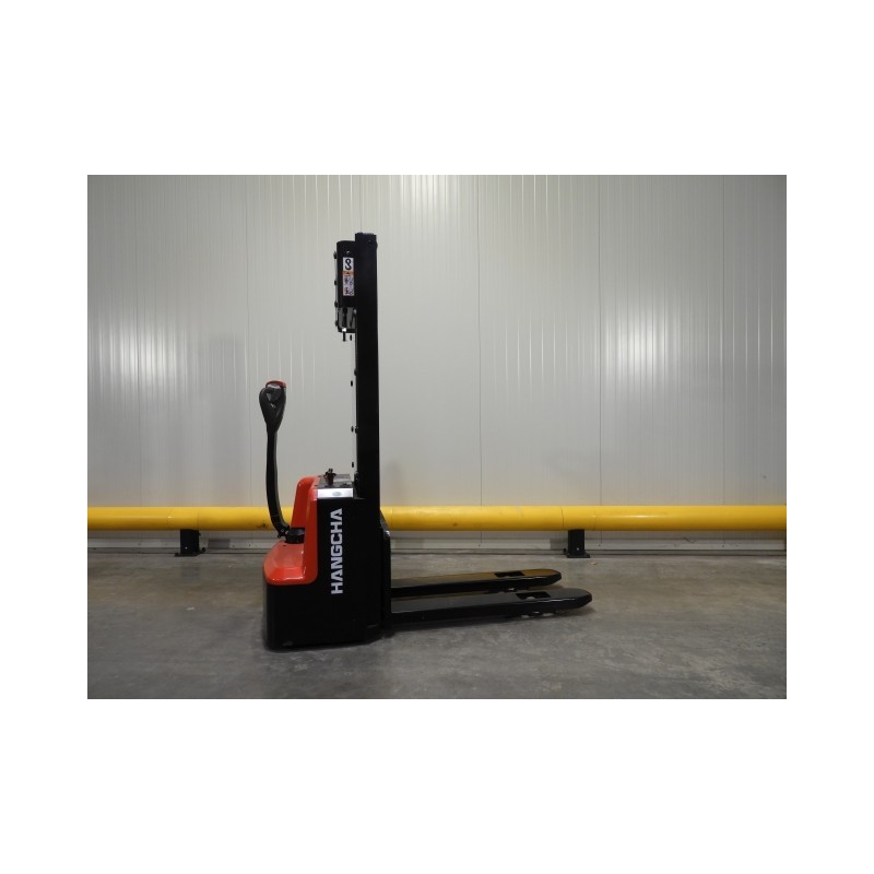 NEUWERTH Logistics SA - Hangcha - CDD10-AMC1-SZ - Gerbeur électrique NEUWERTH Logistics SA - Hangcha - CDD10-AMC1-SZ - Gerbeur électrique