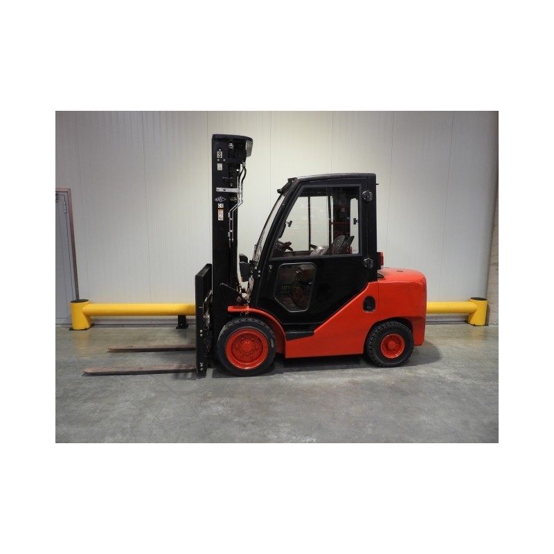 NEUWERTH Logistics SA - Hangcha - CPCD35-XW33F - Chariot-élévateur Diesel