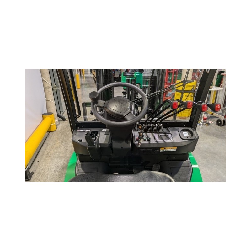 NEUWERTH Logistics SA - Hangcha - CPD35-AEY2-I - Chariot-élévateur électrique