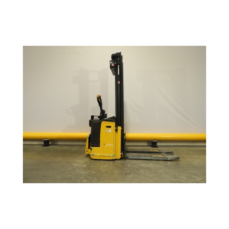 NEUWERTH Logistics SA - Komatsu - MWS14F-1R - Gerbeur électrique