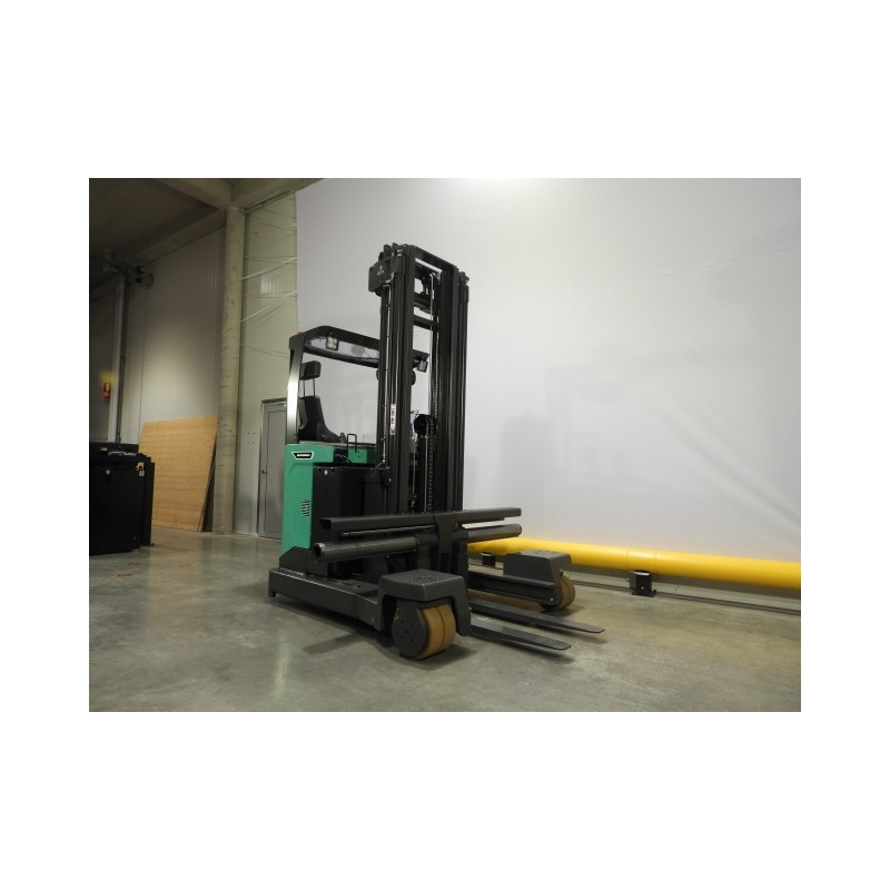 NEUWERTH Logistics SA - Mitsubishi - RBM25N3 - Chariot-élévateur multidirectionnel