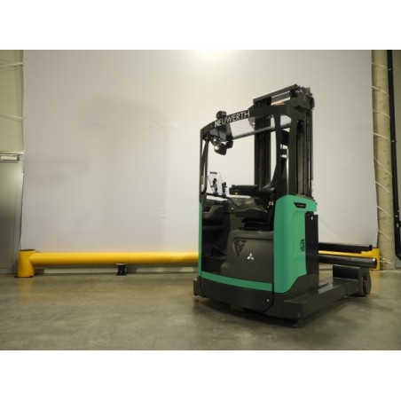 NEUWERTH Logistics SA - Mitsubishi - RBM25N3 - Chariot-élévateur multidirectionnel