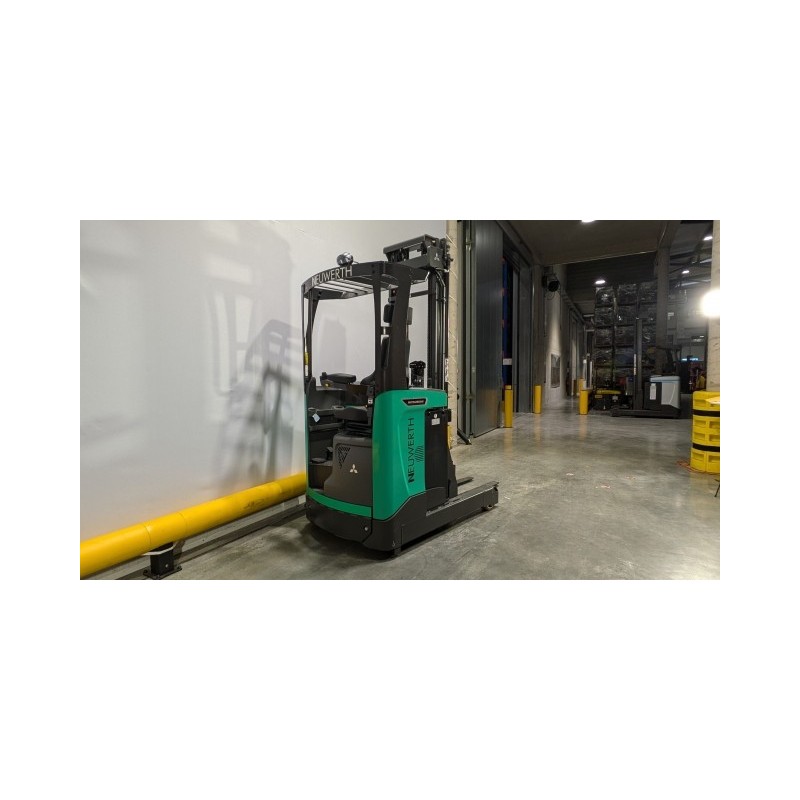 NEUWERTH Logistics SA - Mitsubishi - RB14N3L - Chariot à mât retractable