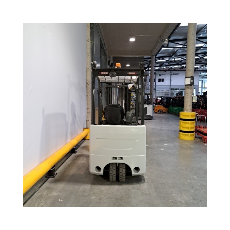 NEUWERTH Logistics SA - Atlet - TX3-15S - Chariot-élévateur électrique