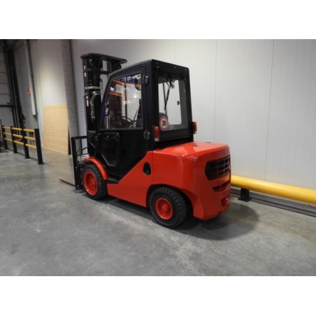 NEUWERTH Logistics SA - Hangcha - CPCD35-XW33F - Chariot-élévateur Diesel