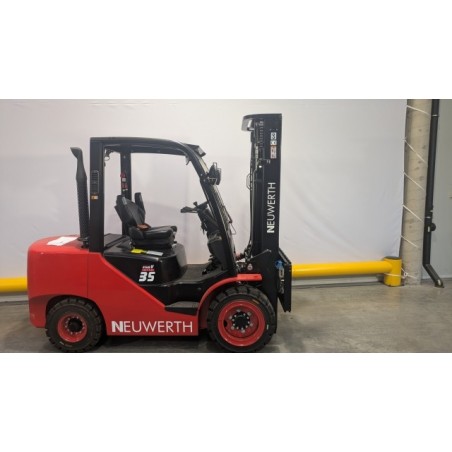 NEUWERTH Logistics SA - Hangcha - CPCD35-XH7F - Chariot-élévateur Diesel