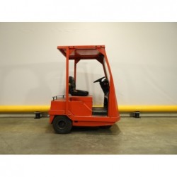 NEUWERTH Logistics SA - Linde - p 50 z - Tracteur électrique