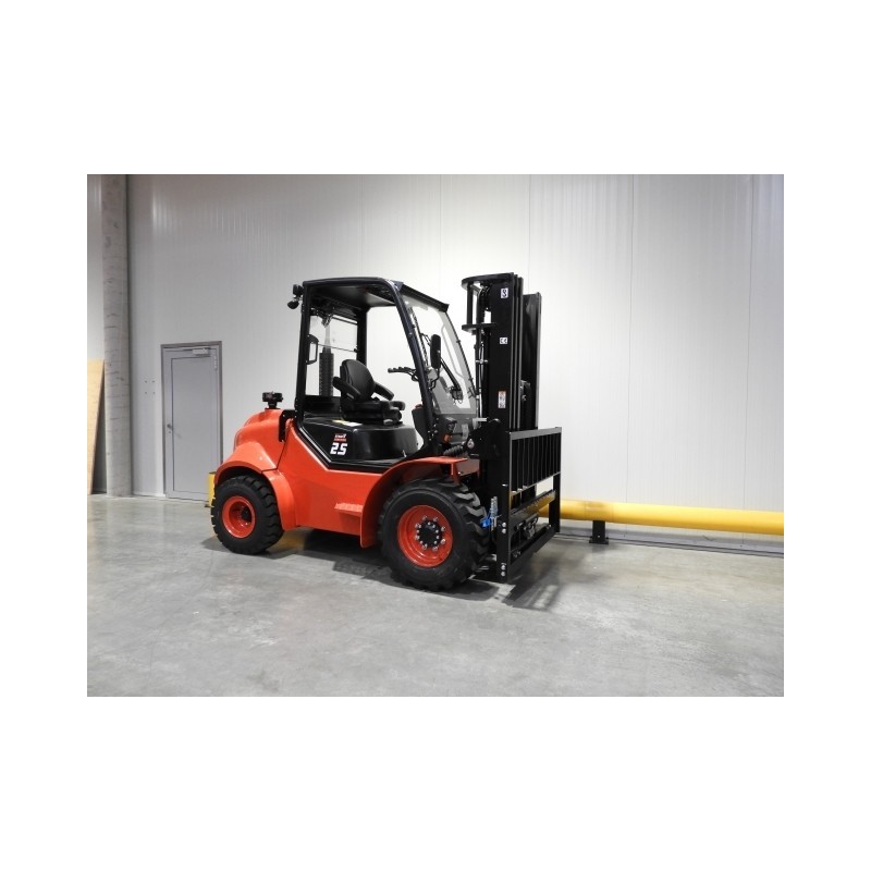 NEUWERTH Logistics SA - Hangcha - CPCD25-XW98E-RT2 - Chariot-élévateur Diesel