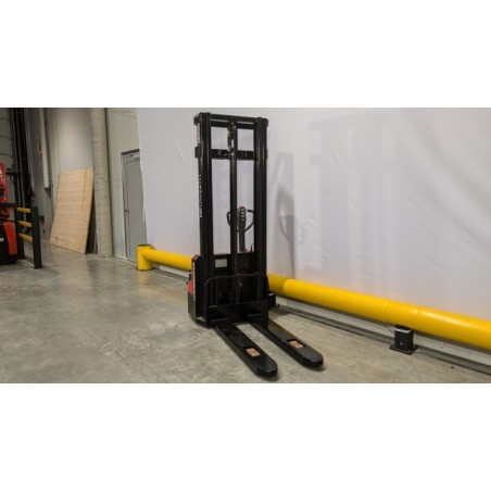 NEUWERTH Logistics SA - Hangcha - CDD12-A2MC2-SZ - Gerbeur électrique NEUWERTH Logistics SA - Hangcha - CDD12-A2MC2-SZ - Gerbeur électrique