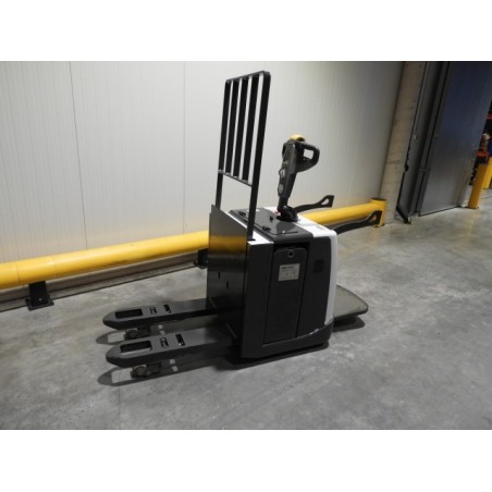 NEUWERTH Logistics SA - Atlet - PMR(PDP) 200 - Transpalette électrique