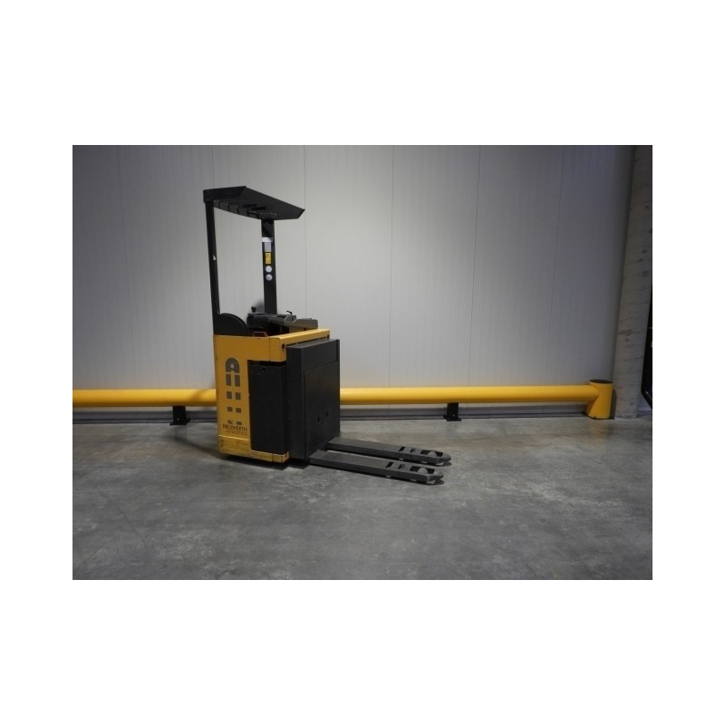 NEUWERTH Logistics SA - Atlet - ALL 200 - Transpalette électrique NEUWERTH Logistics SA - Atlet - ALL 200 - Transpalette électrique