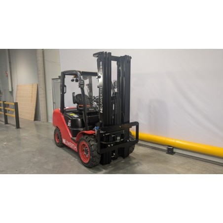 NEUWERTH Logistics SA - Hangcha - CPCD35-XH7F - Chariot-élévateur Diesel NEUWERTH Logistics SA - Hangcha - CPCD35-XH7F - Chariot-élévateur Diesel