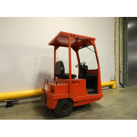 NEUWERTH Logistics SA - Linde - p 50 z - Tracteur électrique