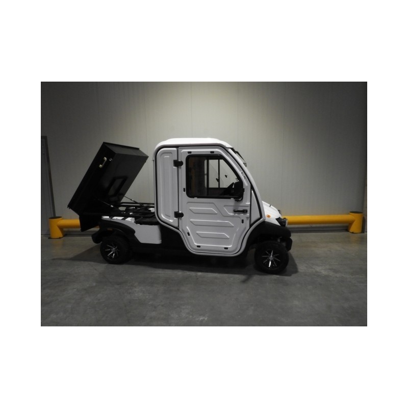 NEUWERTH Logistics SA - Neslift - NESCAR - Tracteur électrique NEUWERTH Logistics SA - Neslift - NESCAR - Tracteur électrique