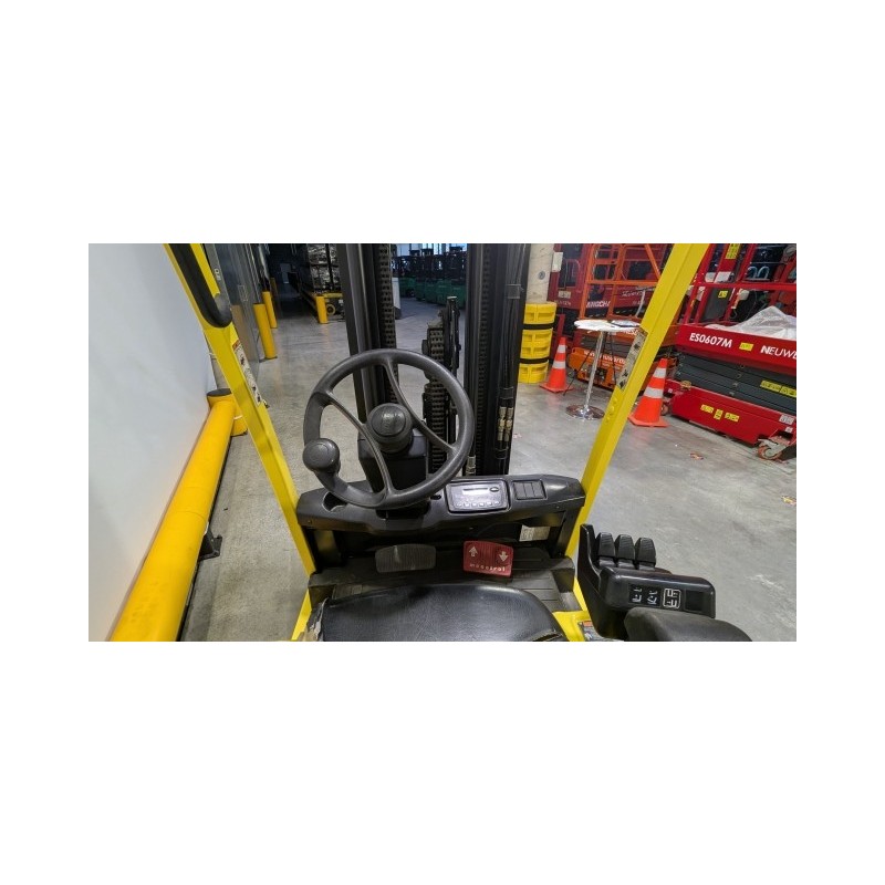 NEUWERTH Logistics SA - Hyster - j1.60xmt (640 - Chariot-élévateur électrique NEUWERTH Logistics SA - Hyster - j1.60xmt (640 - Chariot-élévateur électrique