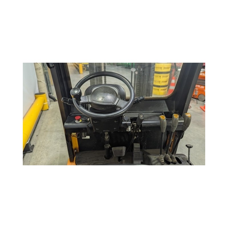 NEUWERTH Logistics SA - Hangcha - CPDS16J-C1 - Chariot-élévateur électrique