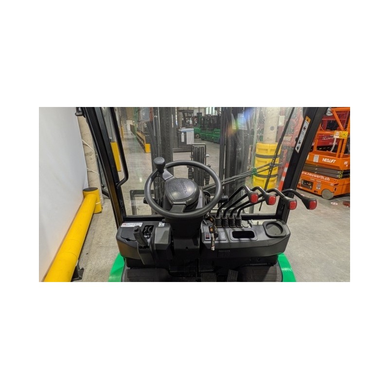 NEUWERTH Logistics SA - Hangcha - CPD25-XD6-SI21 - Chariot-élévateur électrique