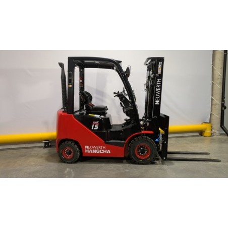 NEUWERTH Logistics SA - Hangcha - CPCD15-XH7F - Chariot-élévateur Diesel