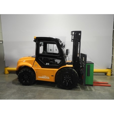 NEUWERTH Logistics SA - Hangcha - CPD35-XY2GC-RT4 - Tout-terrain 4x4